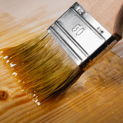 Applying epoxy coating to wood